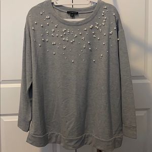 Pearl studded sweatshirt